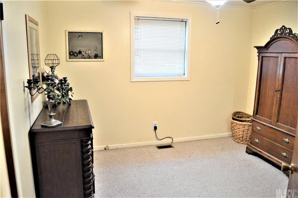 1002 Emmanuel Church Road Conover, NC 28613 - Photo 21 of 23 Gallery Image 21