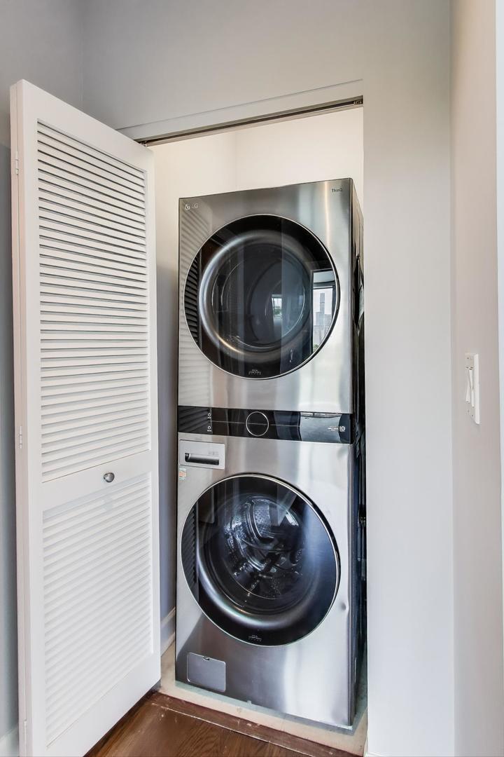 1201 South Prairie Avenue, Unit 401 Chicago, IL 60605 - Photo 15 of 35