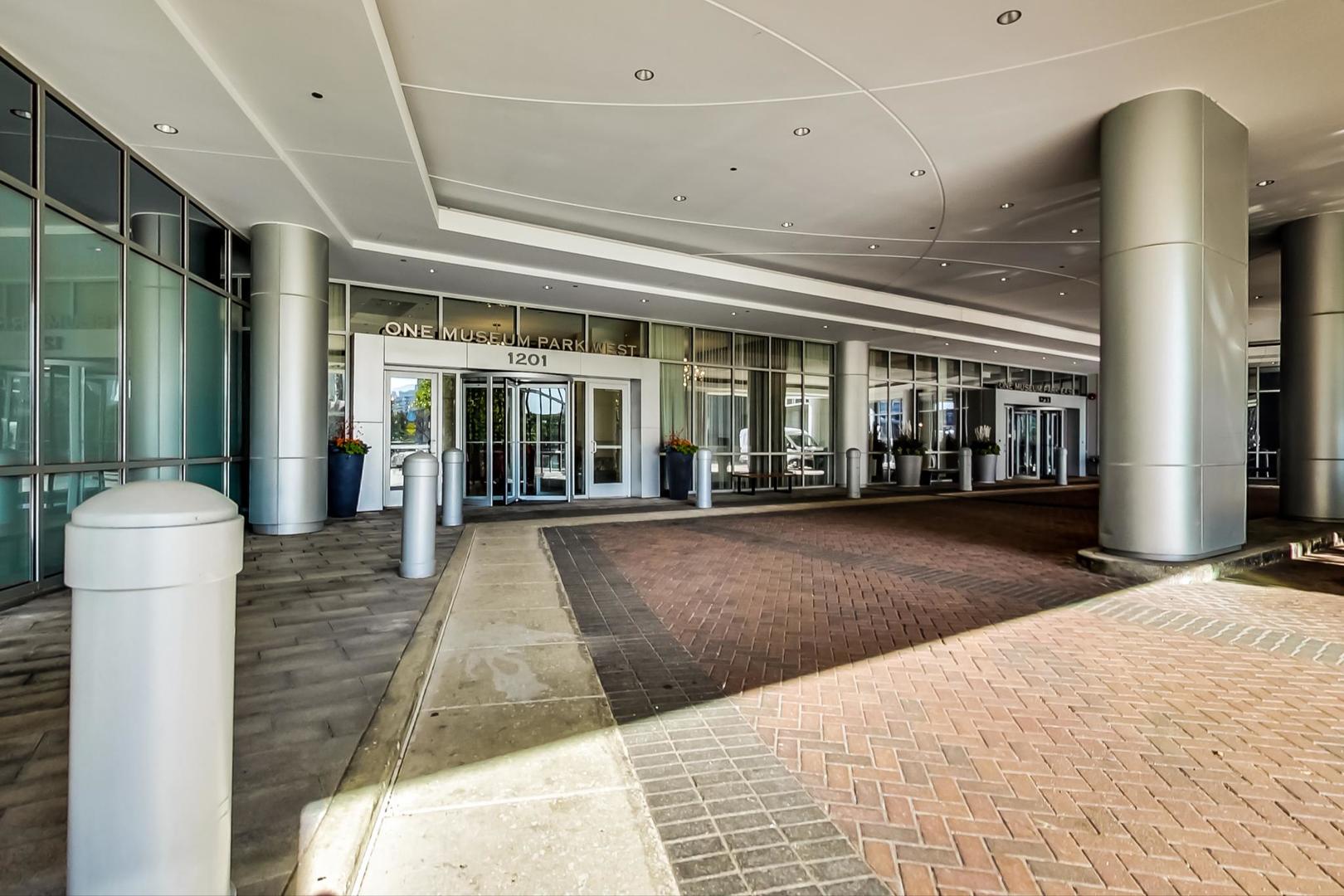 1201 South Prairie Avenue, Unit 401 Chicago, IL 60605 - Photo 32 of 35