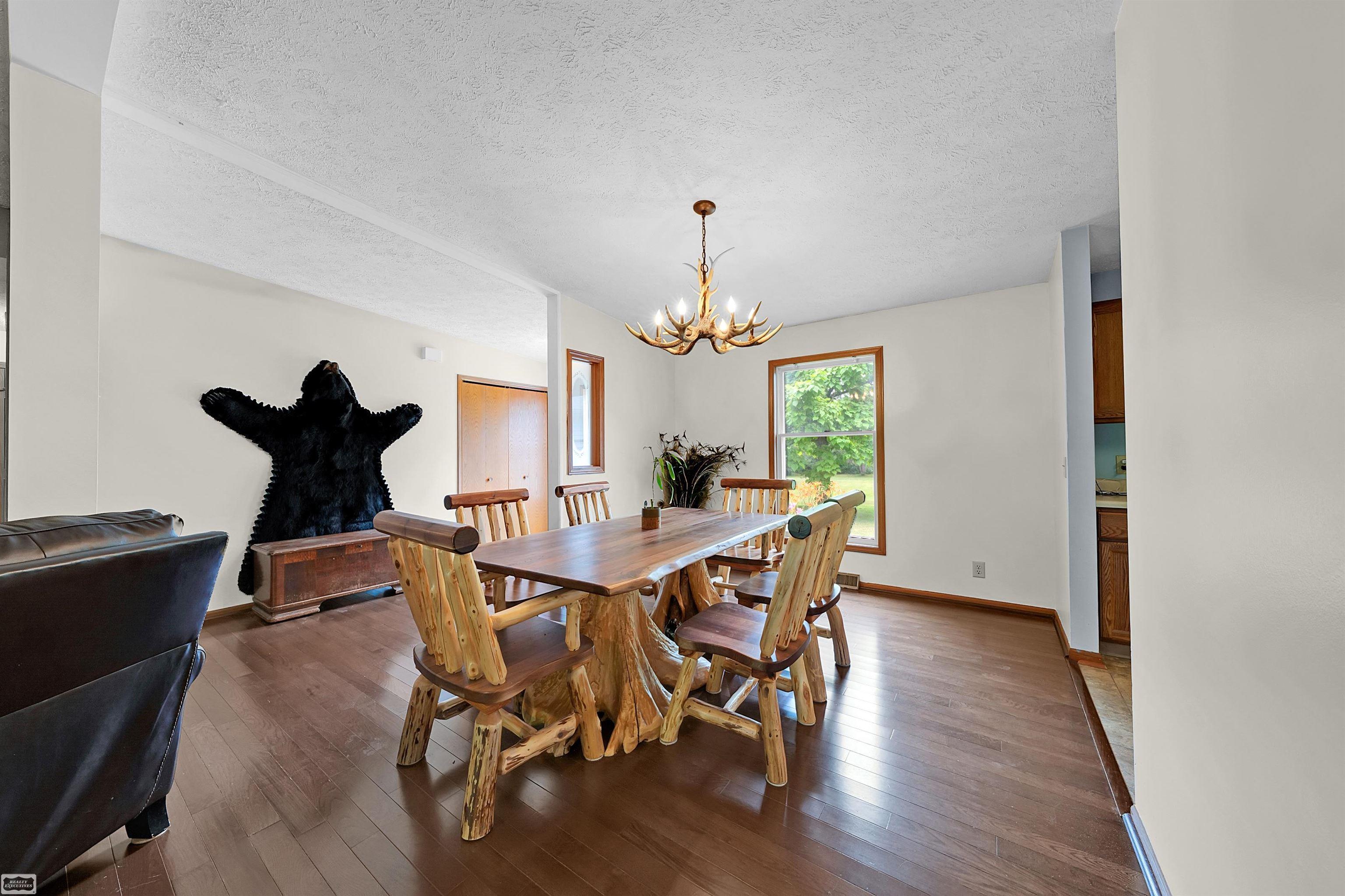 6219 Short Cut Road Marine City, MI 48039 - Photo 22 of 60 50181365-f6a18a0a-7426-4b53-9c72-05b639fe8a7e.JPG
