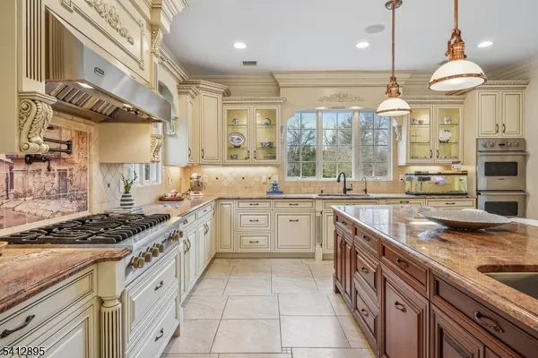$4,888,000 | 15 Arden Place, Short Hills, NJ 07078