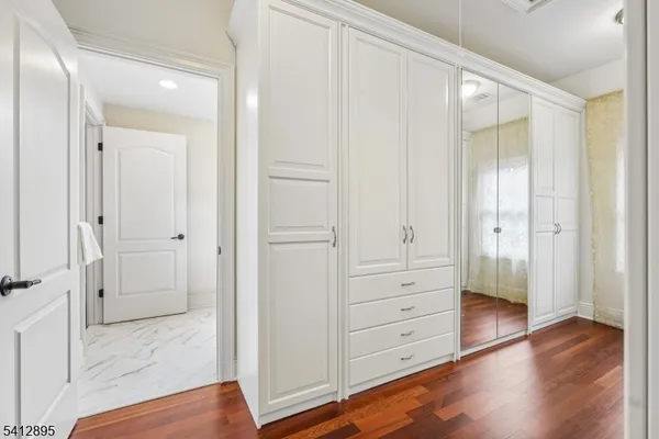 $4,888,000 | 15 Arden Place, Short Hills, NJ 07078