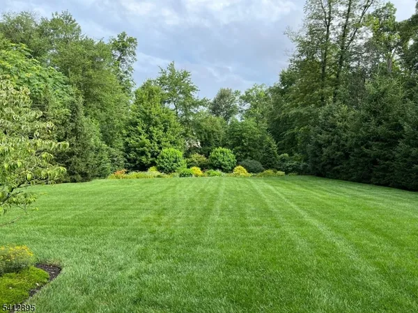 $4,888,000 | 15 Arden Place, Short Hills, NJ 07078