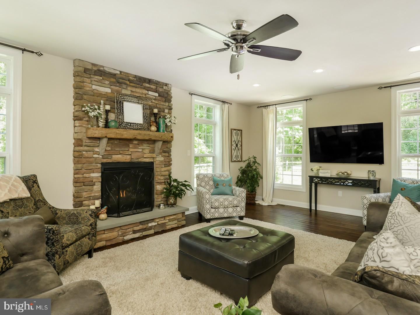 1547 Old Welsh Road Huntingdon Valley, PA 19006 - Photo 3 of 13