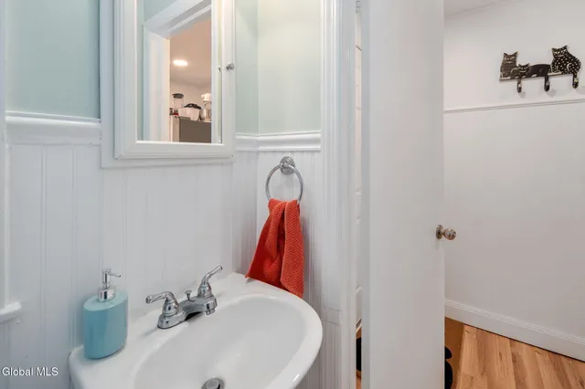 $395,000 | 2127 Mc Clellan Street, Niskayuna, NY 12309