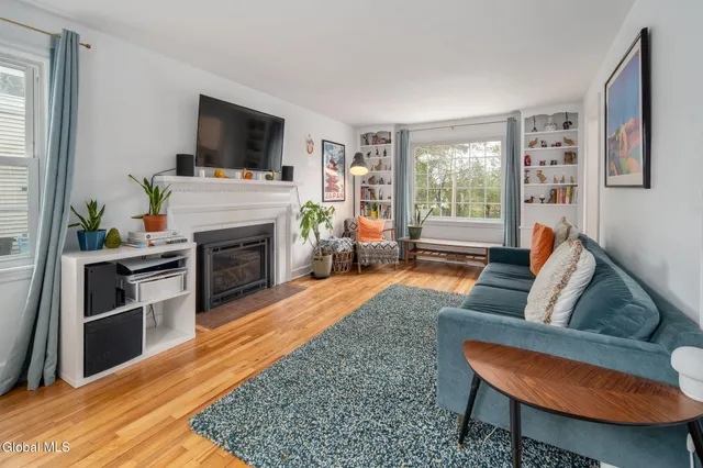 $395,000 | 2127 Mc Clellan Street, Niskayuna, NY 12309