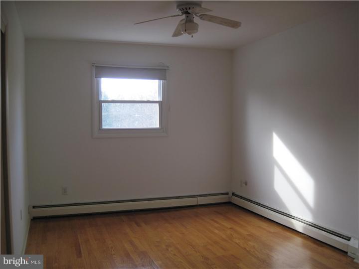 7 Greentree Road Hamilton, NJ 08619 - Photo 18 of 18 an empty room with a window