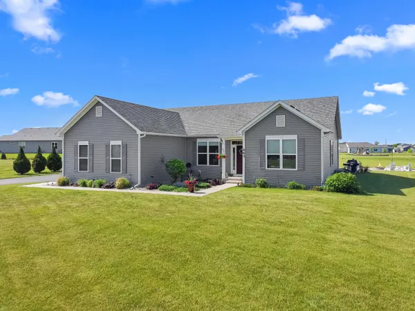 $599,900 | 463 Chasefield Drive, Williams Bay, WI 53191