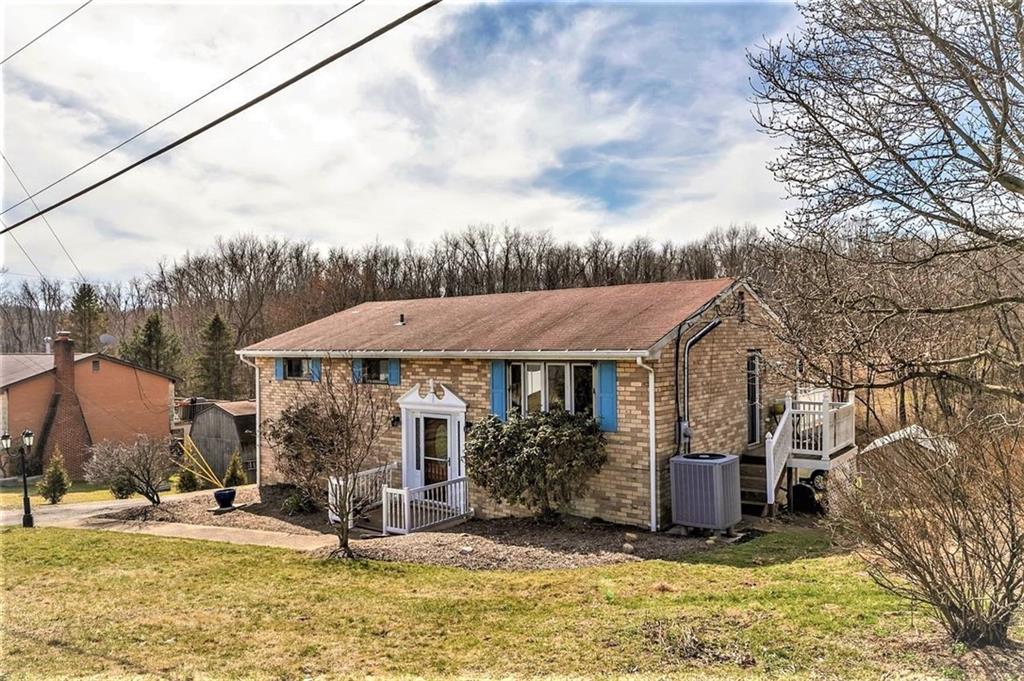 349 Cecil-Henderson Road Canonsburg, PA 15317 - Photo 1 of 22 Gallery Image 1