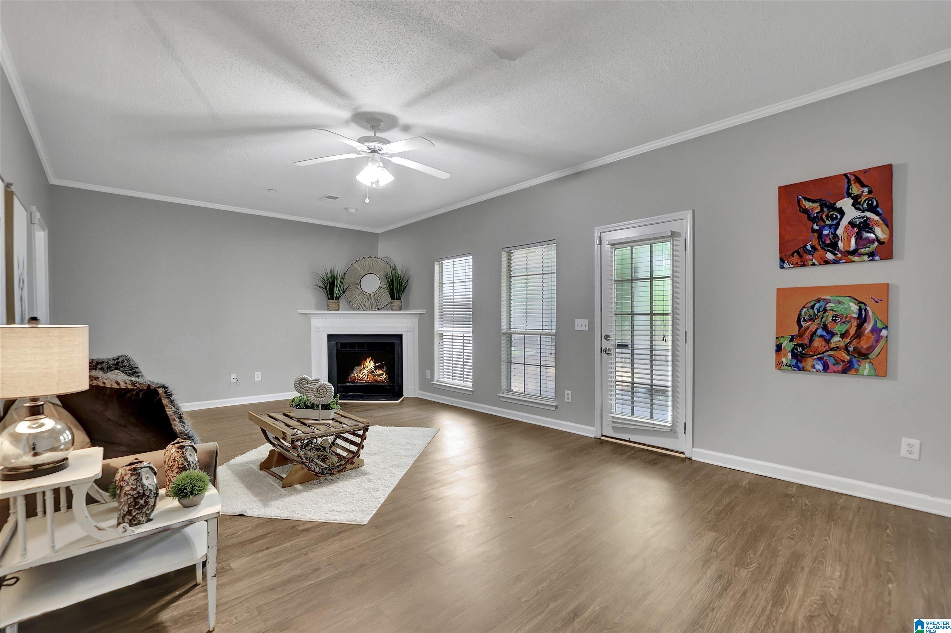 718 3rd Street Northeast Alabaster, AL 35007 - Photo 3 of 9