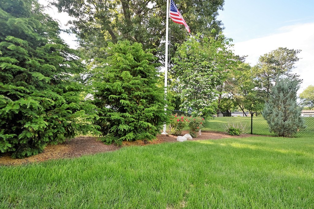 738 Rathbun Street Blackstone, MA 01504 - Photo 23 of 30 Gallery Image 23