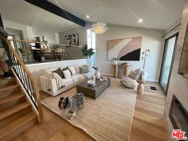 $1,299,000 | 13135 Mindanao Way, Unit 5, Marina del Rey, CA 90292