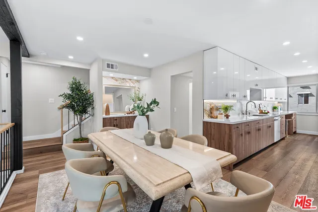 $1,299,000 | 13135 Mindanao Way, Unit 5, Marina del Rey, CA 90292