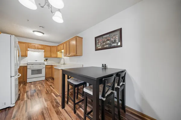 $219,900 | 206 East Orchard Street, Belle Plaine, MN 56011