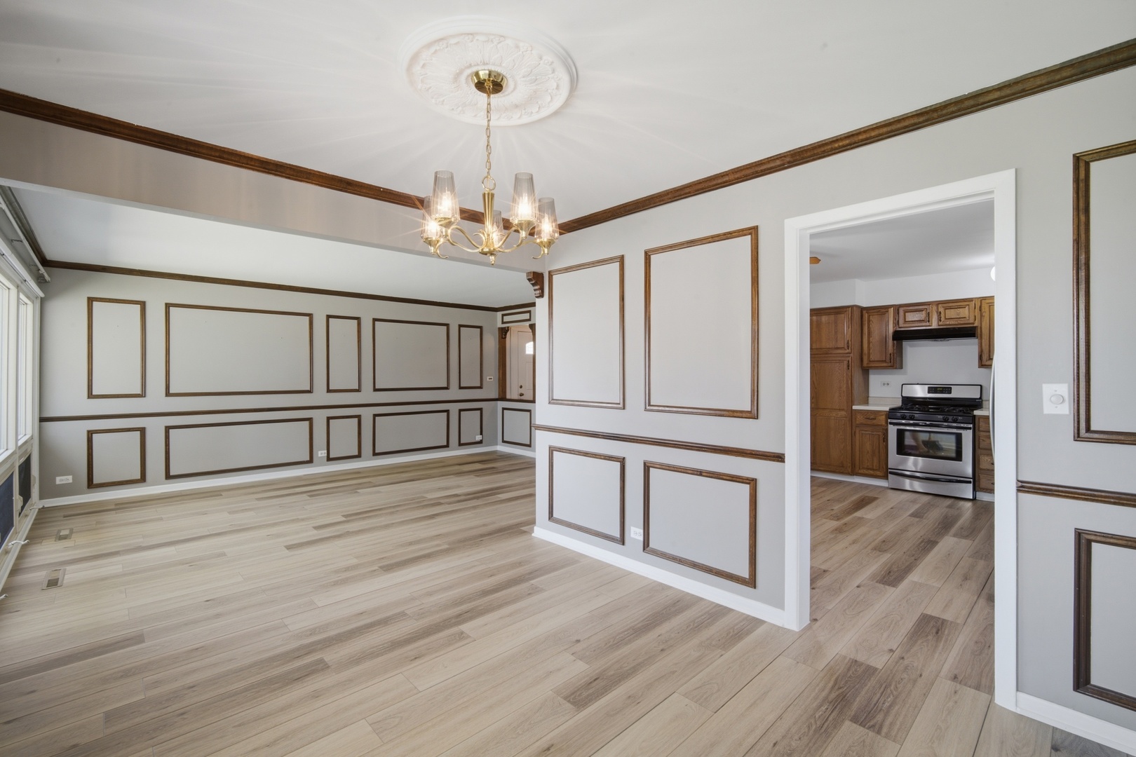 905 Long Road Glenview, IL 60025 - Photo 7 of 27