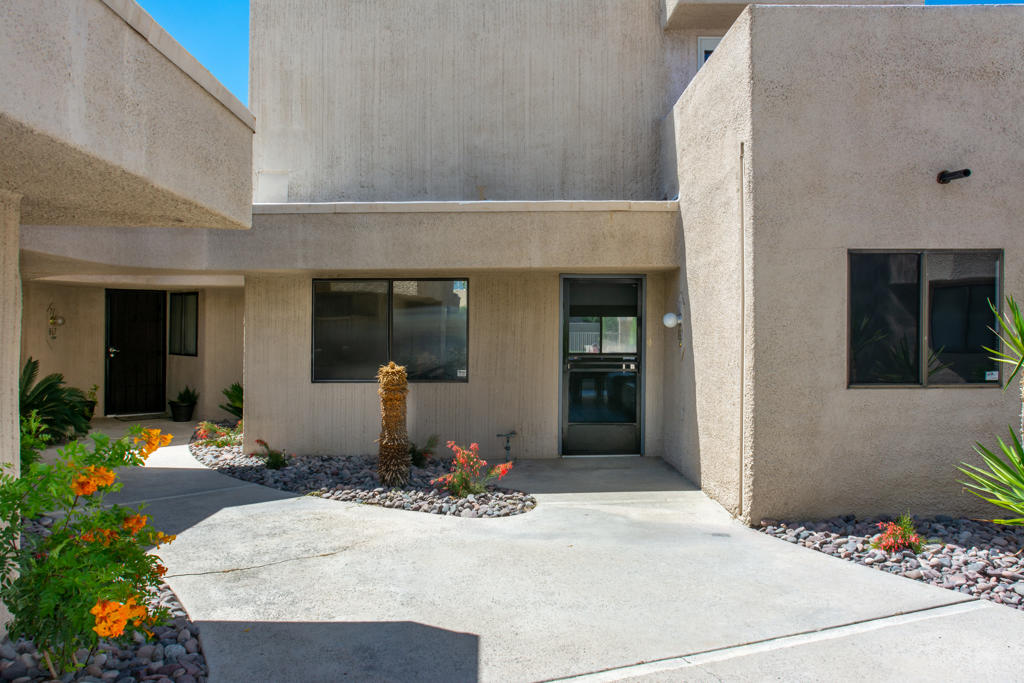 71863 Eleanora Lane Rancho Mirage, CA 92270 - Photo 2 of 24 a front view of a house with a porch