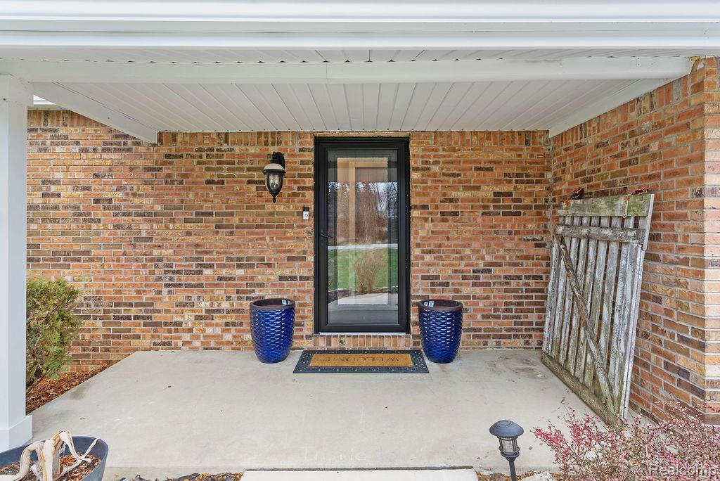 3490 Lahring Road Linden, MI 48451 - Photo 8 of 42