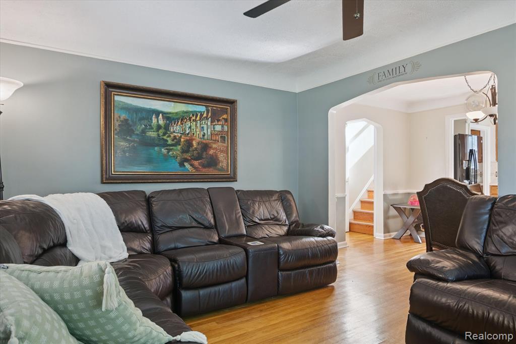15224 Champaign Road Allen Park, MI 48101 - Photo 8 of 46 Gallery Image 8