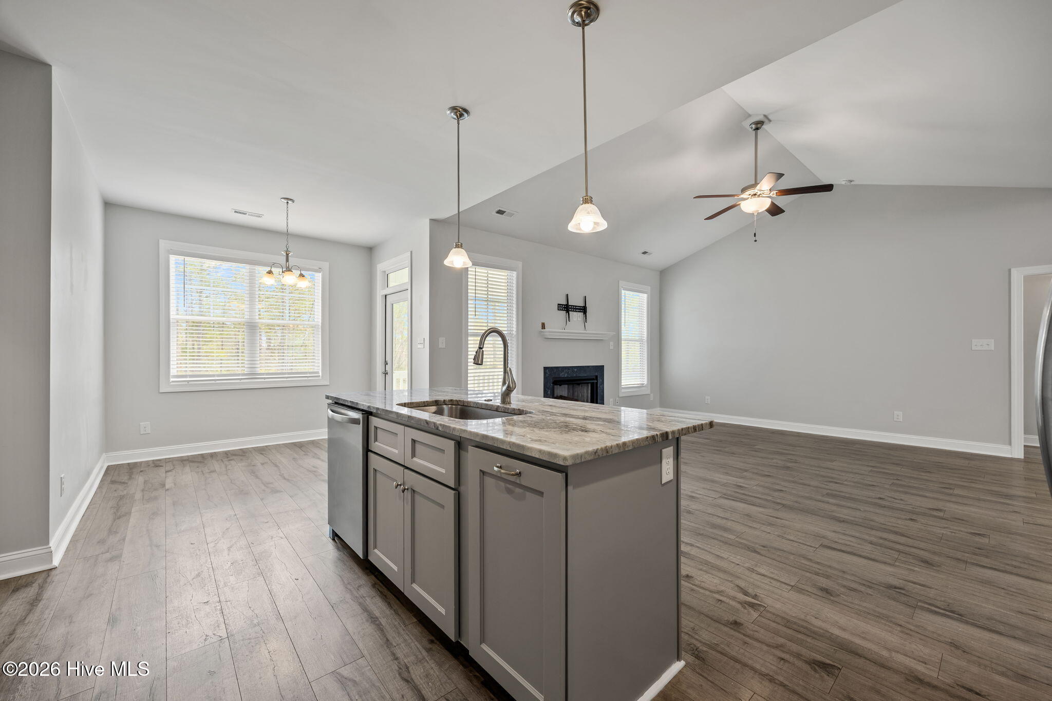 121 Shadow Creek Drive Hubert, NC 28539 - Photo 26 of 53 KITCHEN DINING