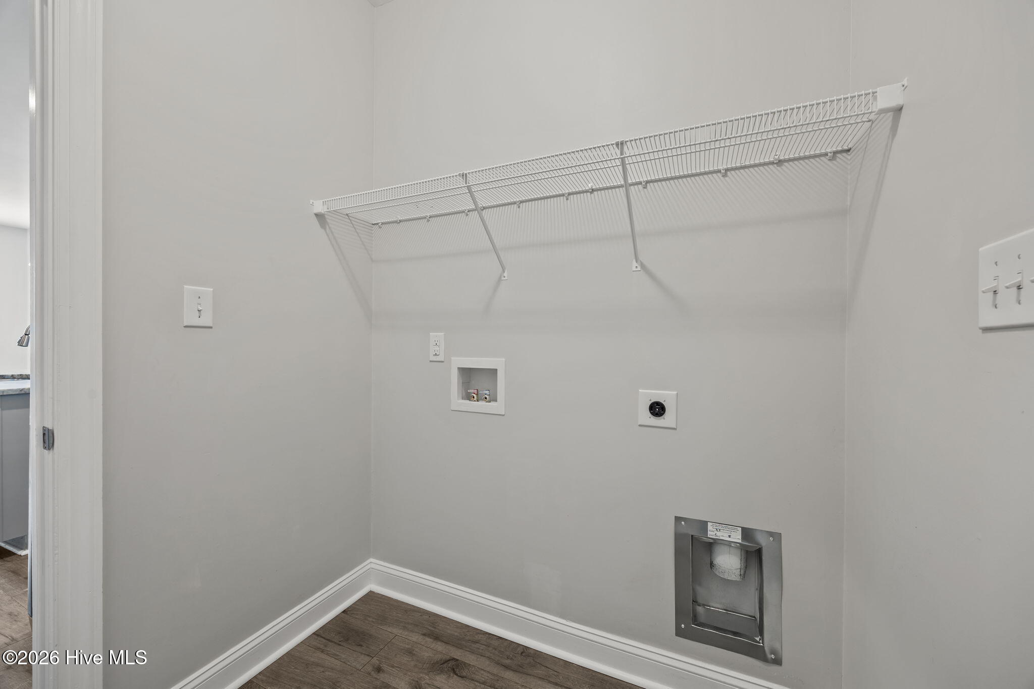 121 Shadow Creek Drive Hubert, NC 28539 - Photo 29 of 53 LAUNDRY ROOM