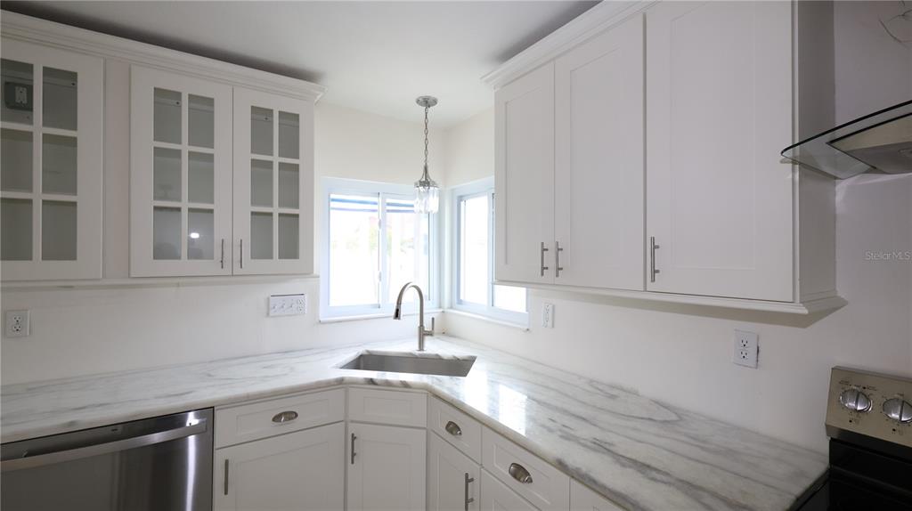 9737 San Vincente Way Port Richey, FL 34668 - Photo 11 of 26