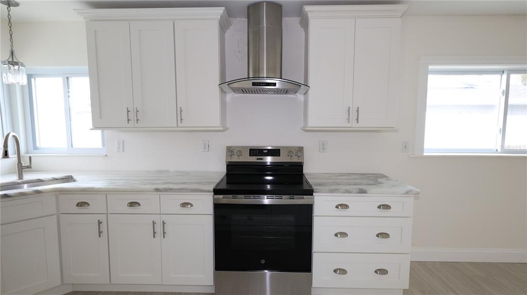 9737 San Vincente Way Port Richey, FL 34668 - Photo 10 of 26