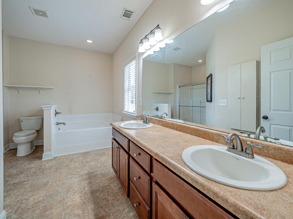 3422 Rev. J. W. Carter Road Summerton, SC 29148 - Photo 20 of 43 Primary bathroom