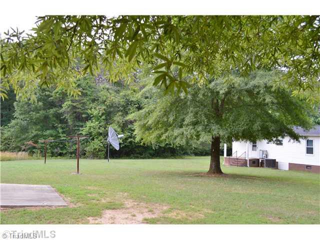 1724 K-Fork Road Madison, NC 27025 - Photo 14 of 16 Yard/Garden.