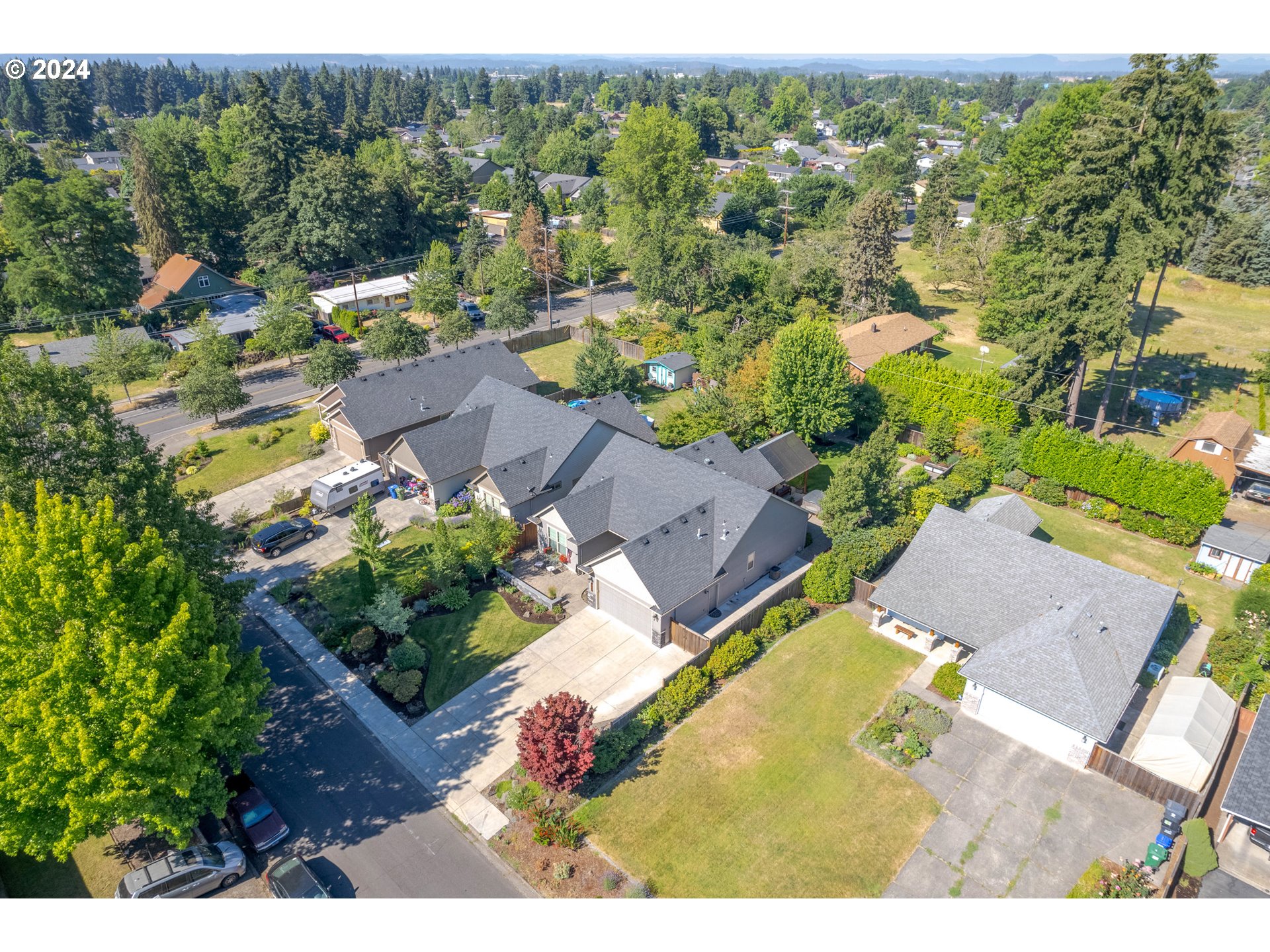 3622 Stark Street Eugene, OR 97404 - Photo 46 of 48 an aerial view of residential house with outdoor space