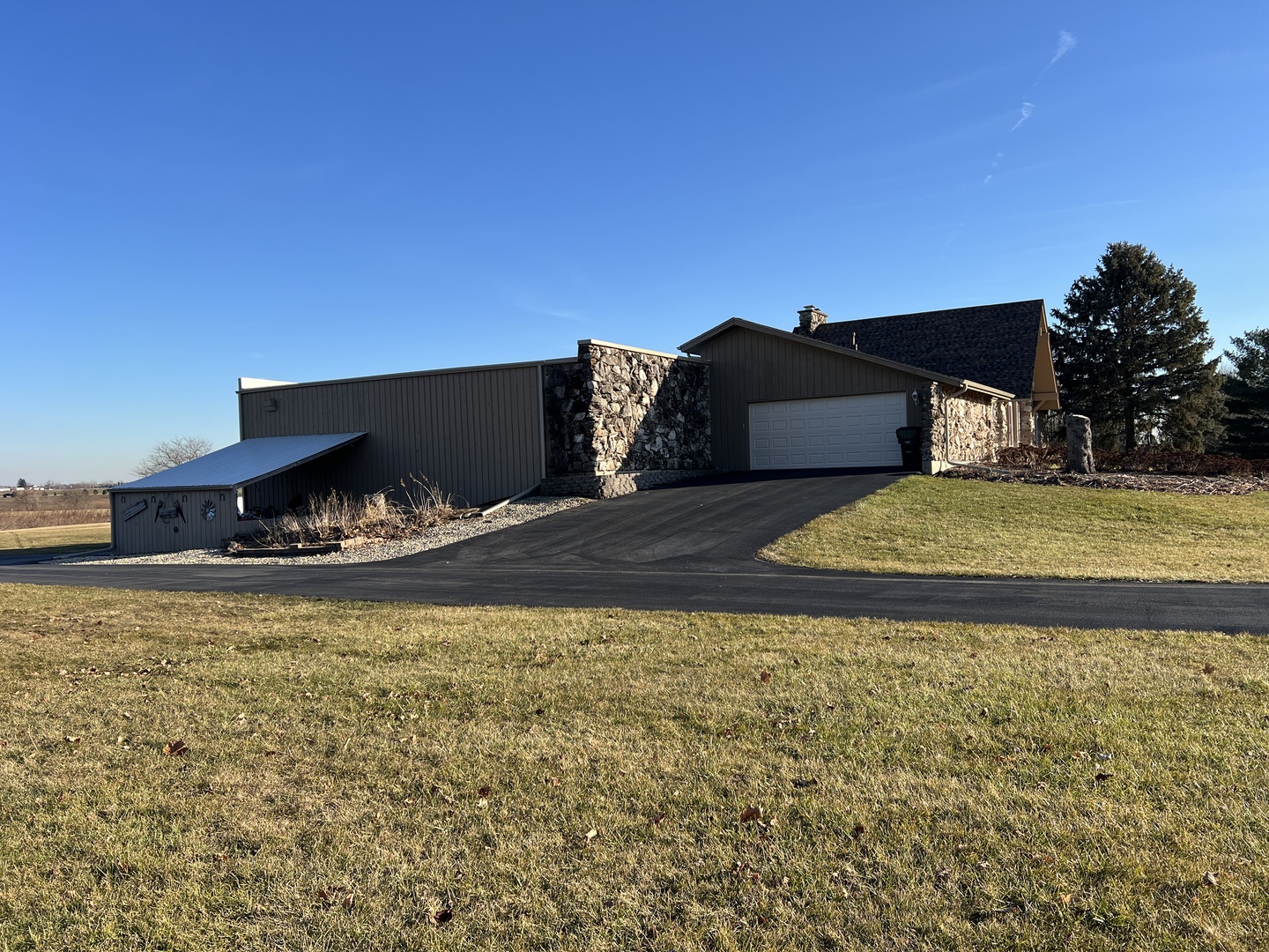 8342 Old Ridge Road Plainfield, IL 60544 - Photo 6 of 46 Gallery Image 6