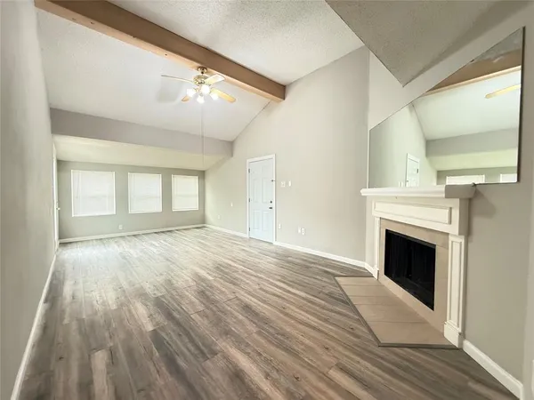 $1,300 | 9696 Walnut Street, Unit 813, Dallas, TX 75243