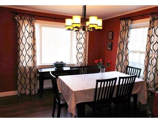 9 Pilgrim Way Walpole, MA 02032 - Photo 11 of 19 Gallery Image 11