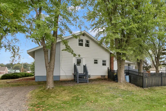 $282,900 | 135 North Birney Avenue, Wisconsin Dells, WI 53965