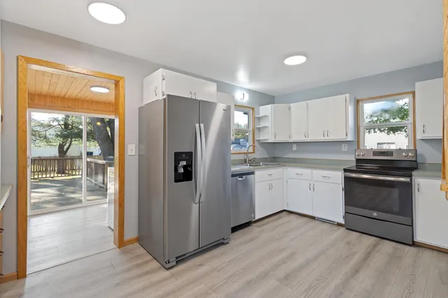 $282,900 | 135 North Birney Avenue, Wisconsin Dells, WI 53965