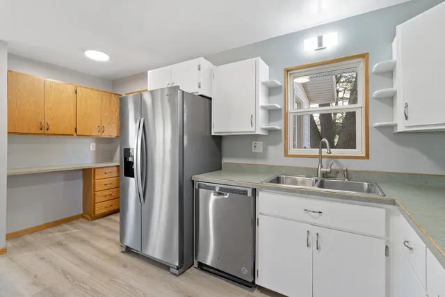 $282,900 | 135 North Birney Avenue, Wisconsin Dells, WI 53965