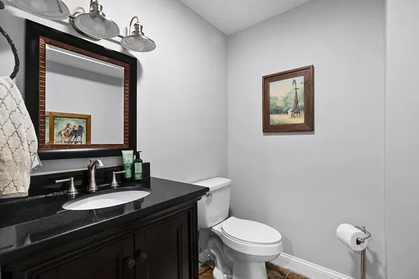 $885,000 | 4024 West 124th Street, Leawood, KS 66209