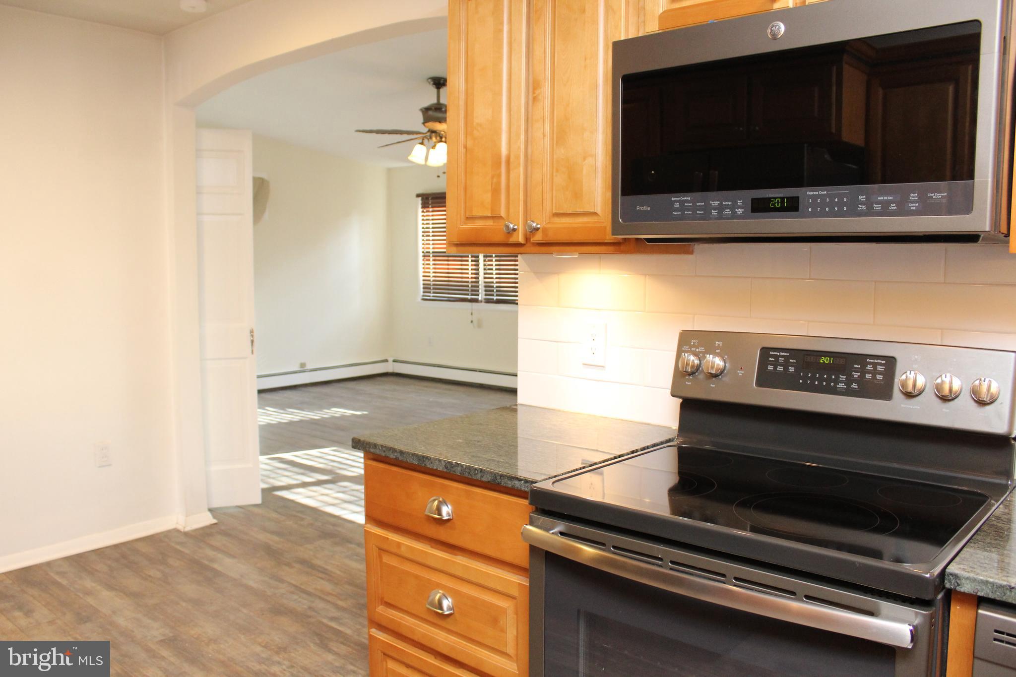 39 Misty Pine Road Levittown, PA 19056 - Photo 6 of 34 Gallery Image 6