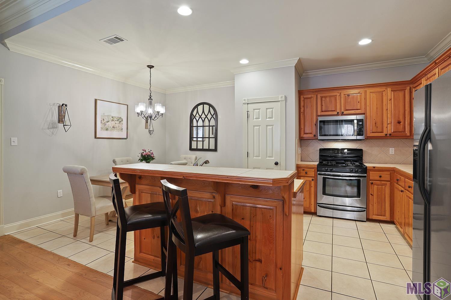 10218 Springtree Avenue Baton Rouge, LA 70810 - Photo 5 of 11 Gallery Image 5