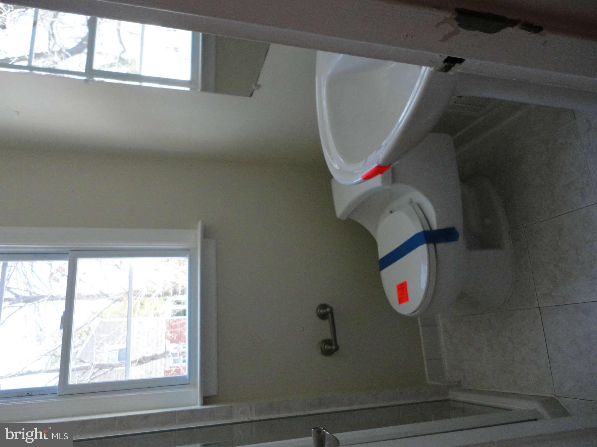 3117 Medway Street Silver Spring, MD 20902 - Photo 19 of 23 Bath