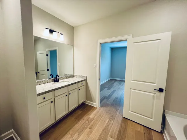 $2,900 | 3085 Sorrento Hl Drive, Katy, TX 77493