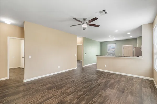 $1,800 | 835 Coffee Mill Creek Lane, Rosenberg, TX 77471