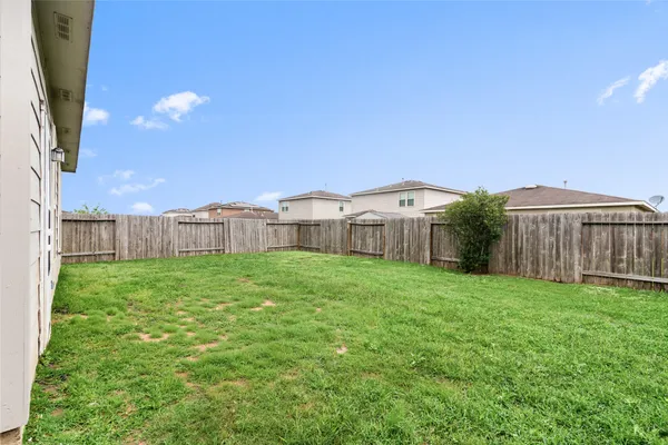 $1,800 | 835 Coffee Mill Creek Lane, Rosenberg, TX 77471