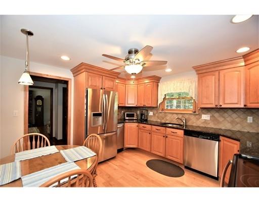 130 Mayflower Road Braintree, MA 02184 - Photo 4 of 18 Gallery Image 4