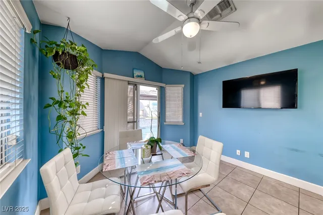 $2,500 | 9832 Cactus View Avenue, Las Vegas, NV 89117