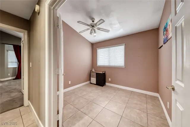 $2,500 | 9832 Cactus View Avenue, Las Vegas, NV 89117