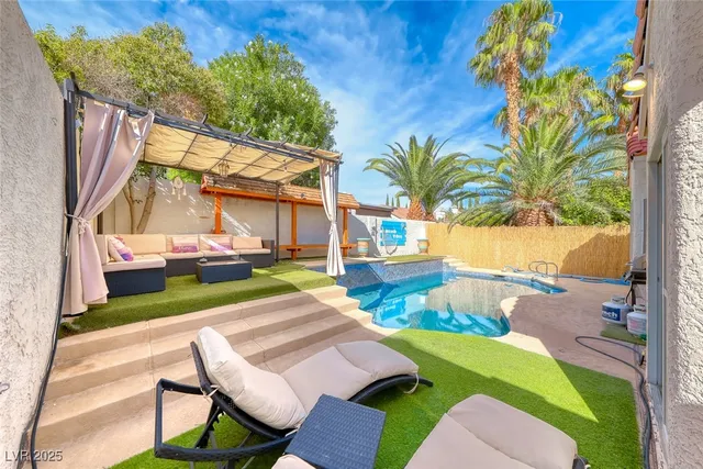 $2,500 | 9832 Cactus View Avenue, Las Vegas, NV 89117