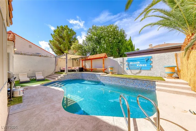 $2,500 | 9832 Cactus View Avenue, Las Vegas, NV 89117