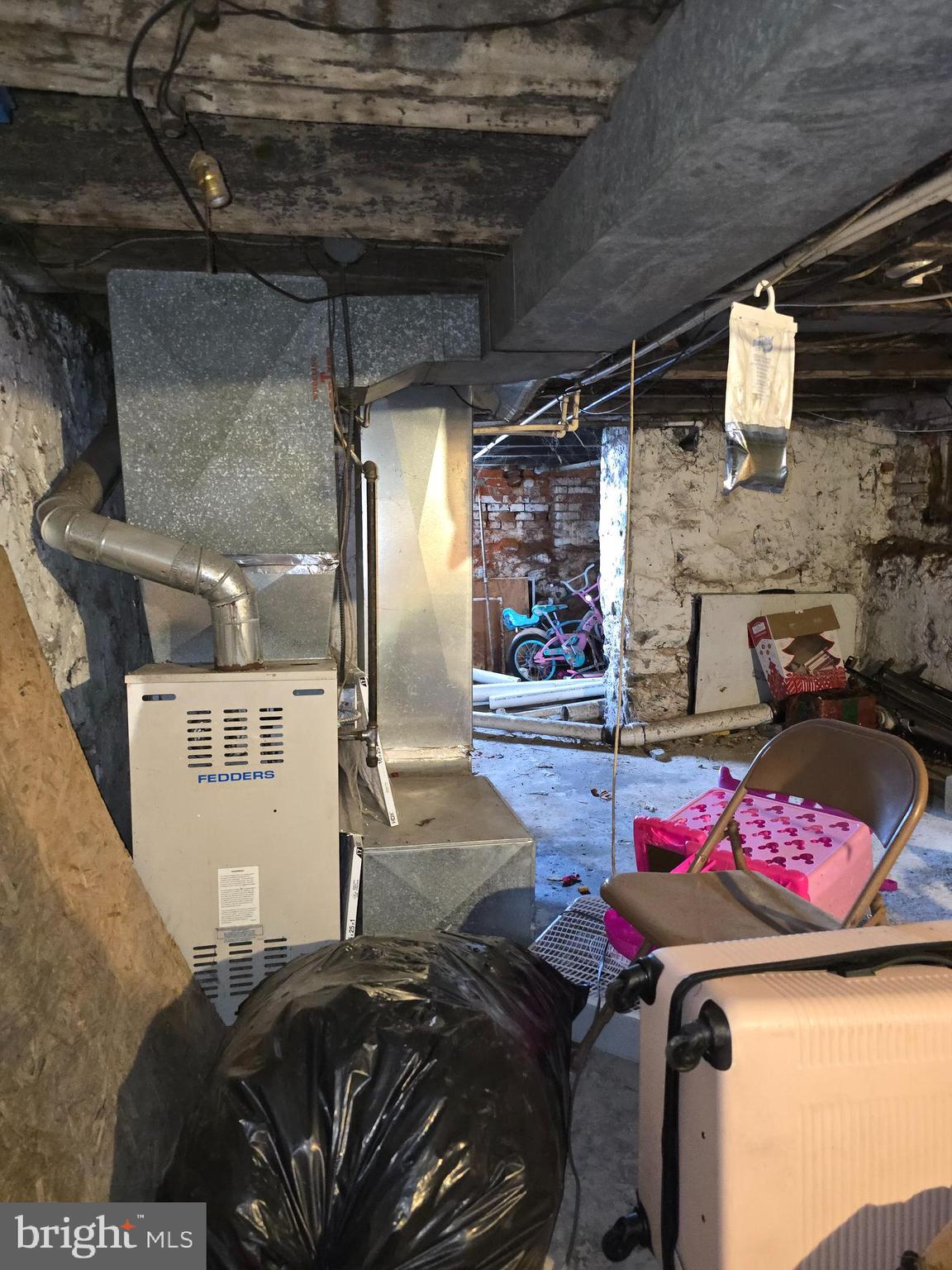 620 West 2nd Street Chester, PA 19013 - Photo 13 of 24 a utility room with dryer and washer