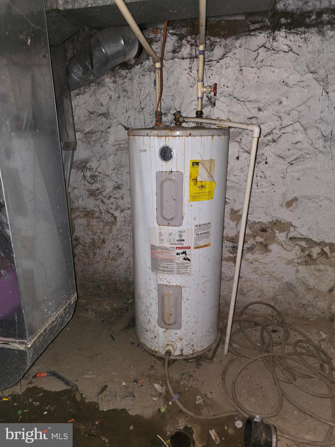 620 West 2nd Street Chester, PA 19013 - Photo 15 of 24 a view of water heater