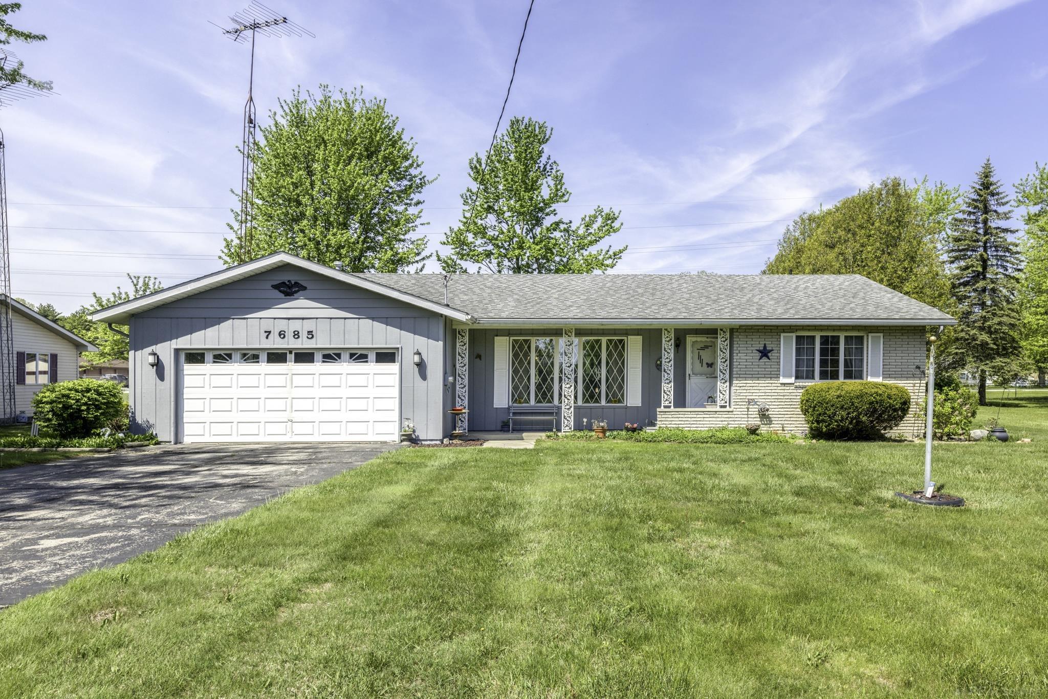 7685 Countryside Road Lexington, MI 48450 - Photo 1 of 50